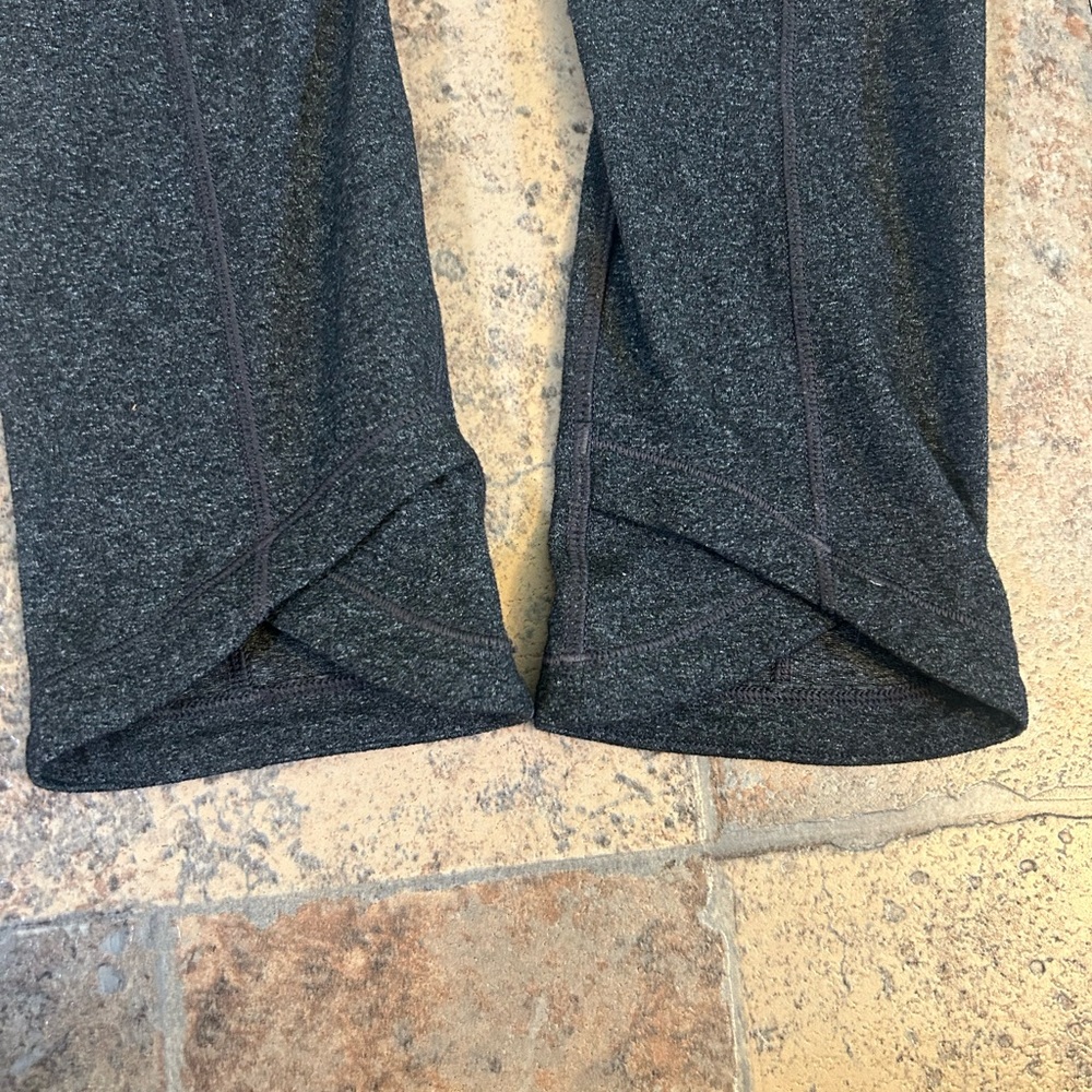 Calia cropped leggings - Picture 7 of 9